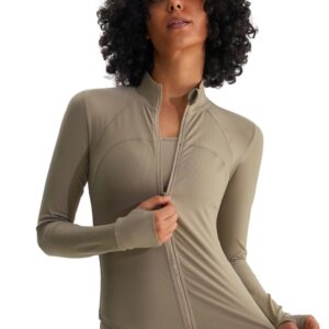 Yoga clothing