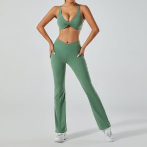 Beautiful back yoga clothes